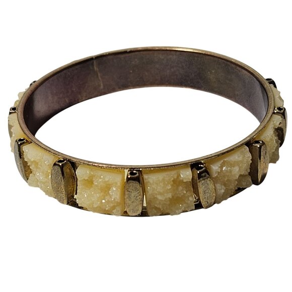 Elegant Vintage Gold-Tone Textured Stone Bangle Bracelet Classic Fashion Jewelry - Picture 1 of 4